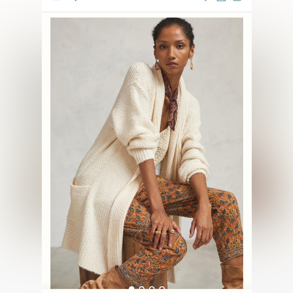 Pilcro from Anthropologie Cardigan in ivory. Size small. Excellent condition.